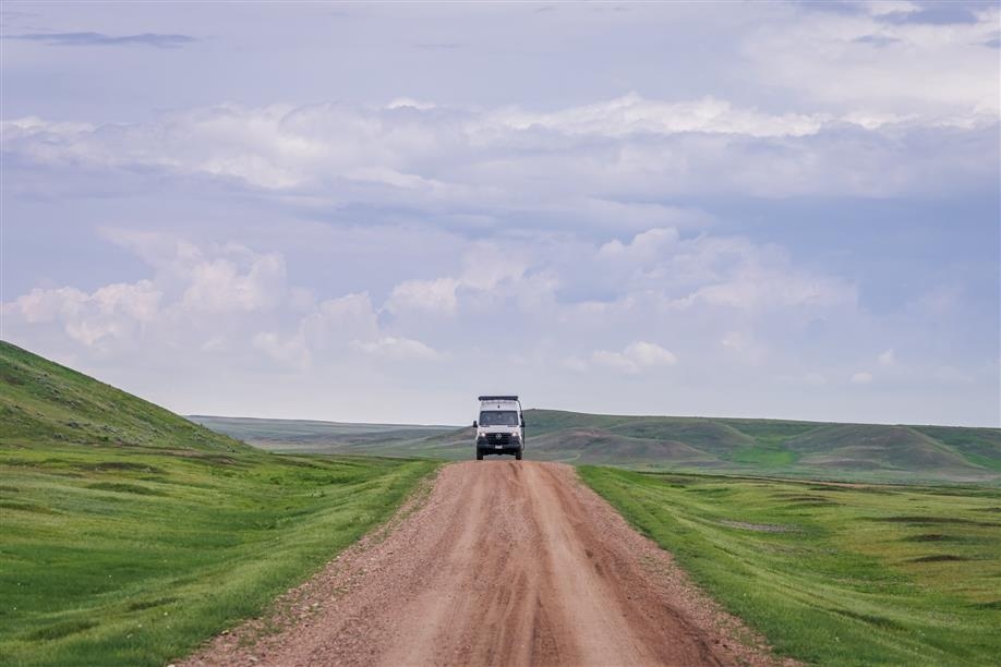 Ecotour Scenic Drive - Grasslands National Park West Block; Photo: Benjamin Hutton Photography