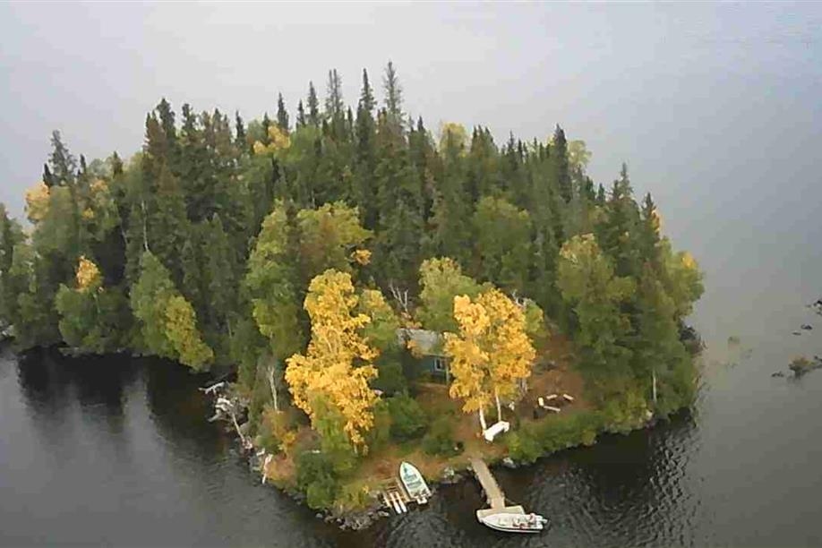 Errington Lake Lodge