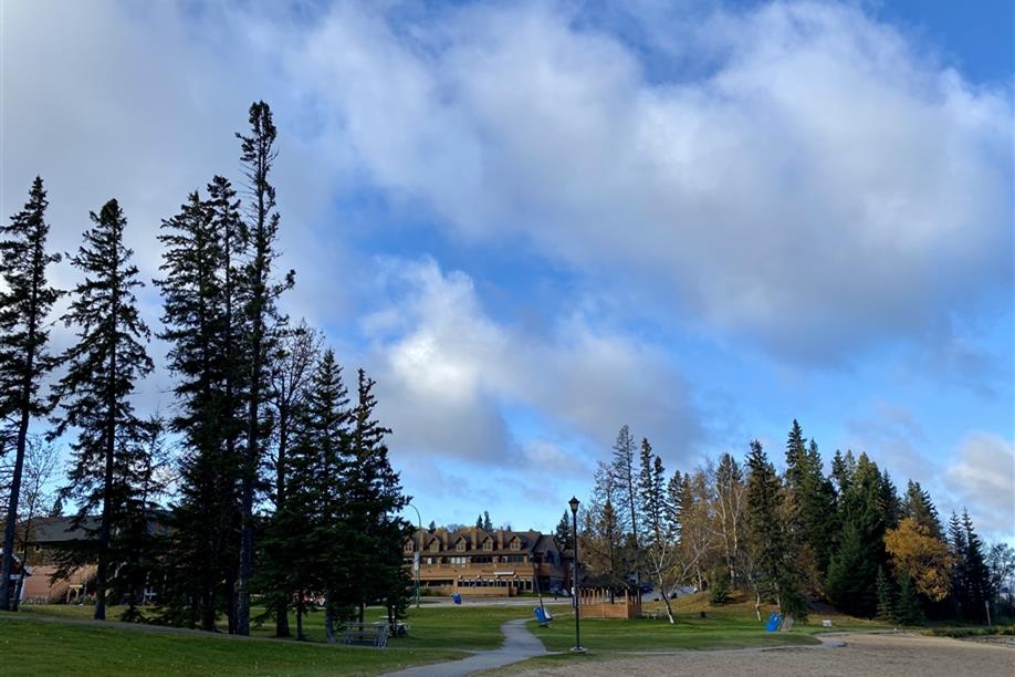 Hawood Inn
