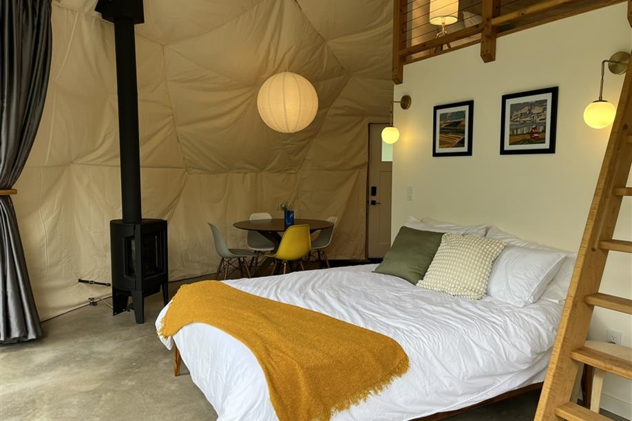 Earth To Sky Accommodations