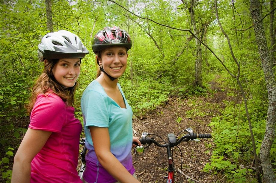 Moose Mountain Provincial Park Trails; Photo: Tourism Saskatchewan/Paul Austring