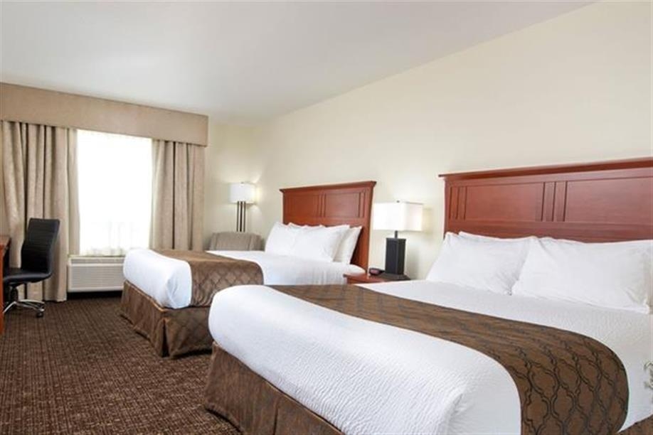 Clients of Prairies Edge Outfitting stay at the Gold Eagle Lodge in North Battleford