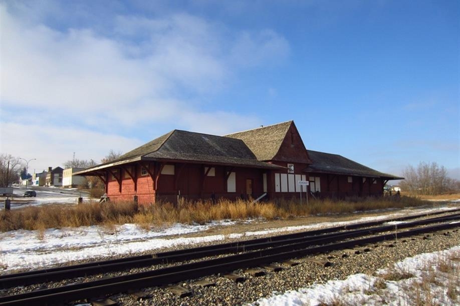 Kerrobert Historical Sites - Old Canadian Pacific Railway Station