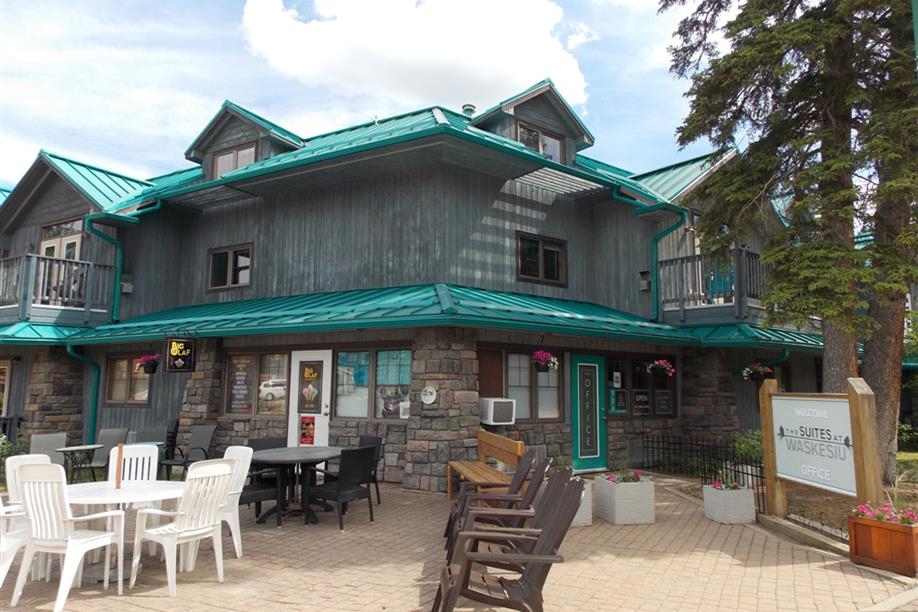 The Suites at Waskesiu