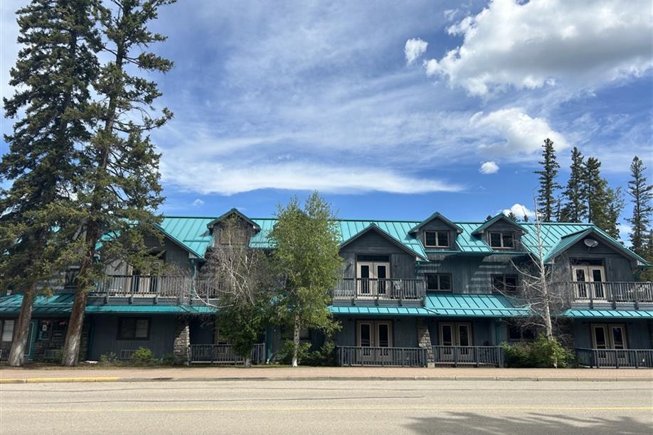 The Suites at Waskesiu