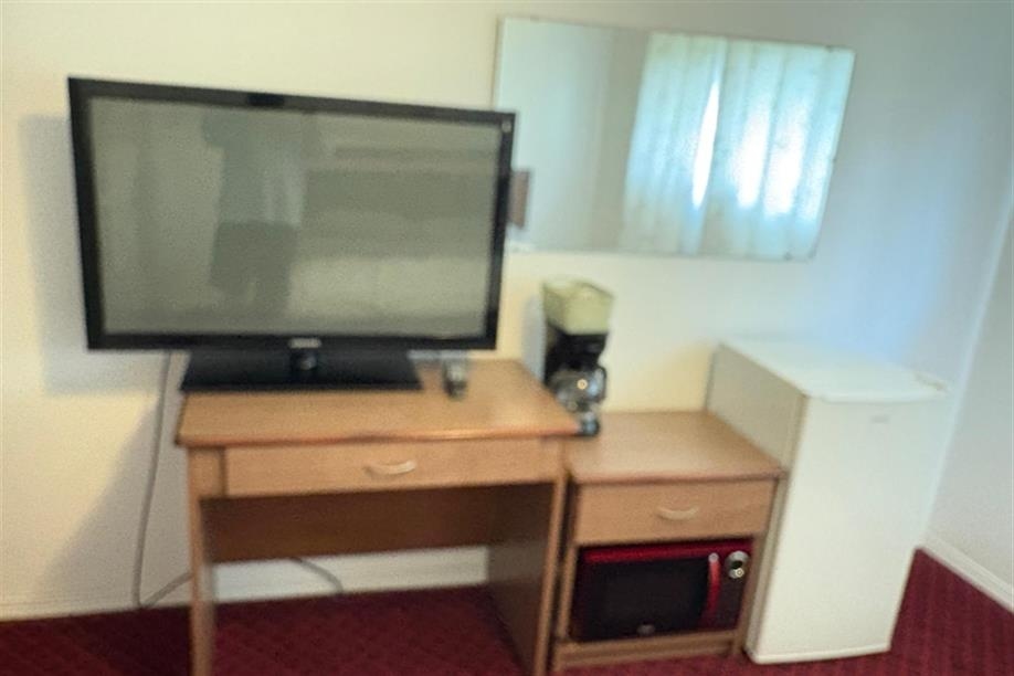 Theodore Motor Hotel