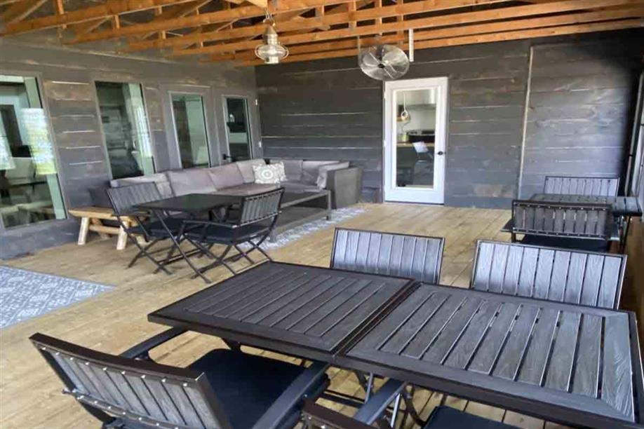 Meadow Lake Tribal Tourism - Waters Edge Eco Lodge