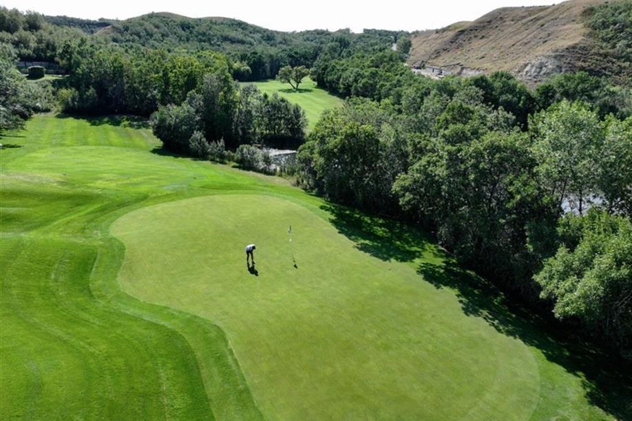 Willow Bunch Golf Course