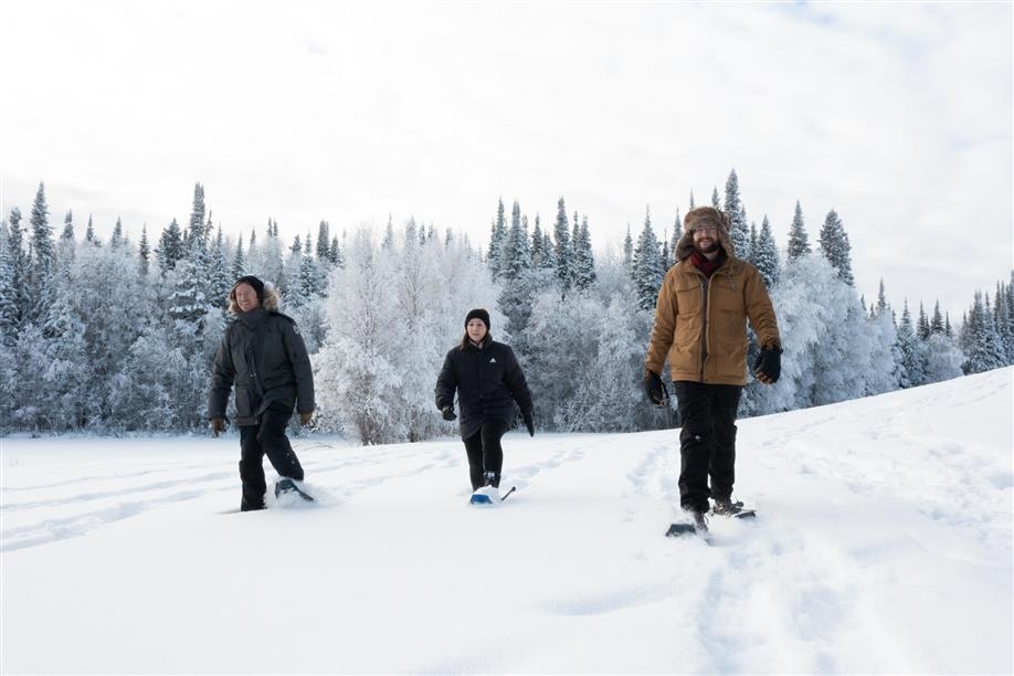 Elk Ridge Resort - Snowshoeing; Photo: Tourism Saskatchewan