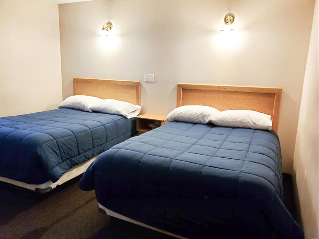 Luseland Community Motel