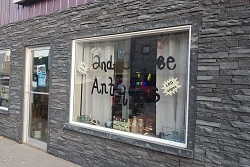 2nd Chance Antiques & Collectibles