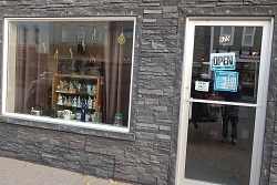 2nd Chance Antiques & Collectibles