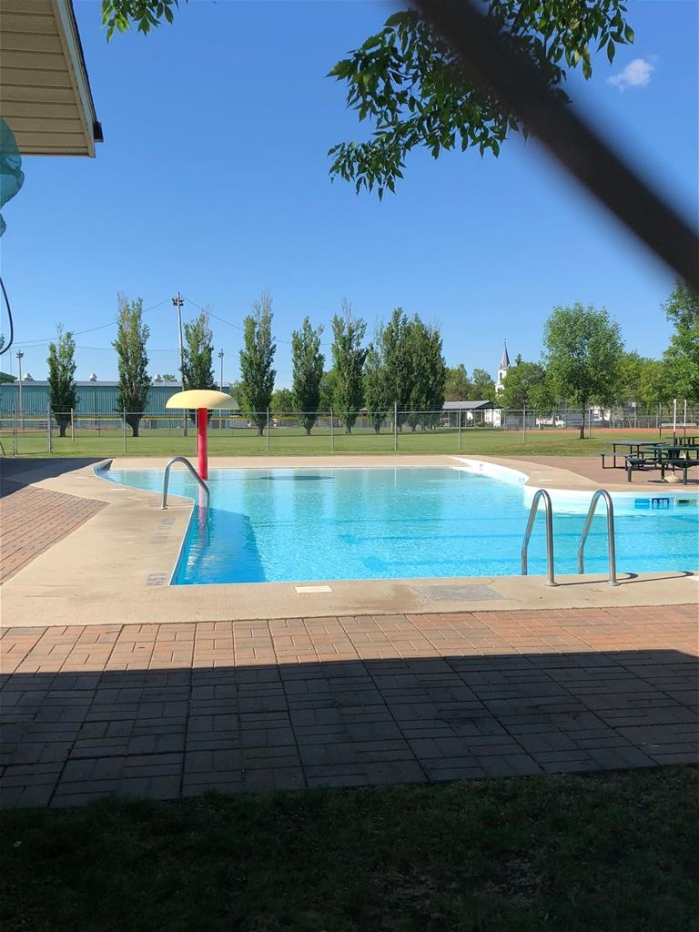 Rosthern - Valley Aquatic Centre
