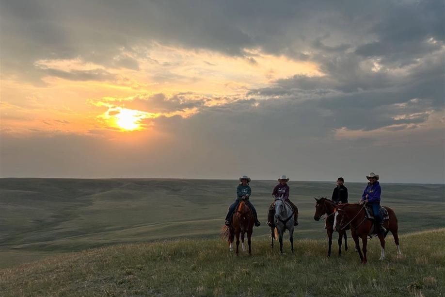 Heritage Outfitting - HI Horse Adventures