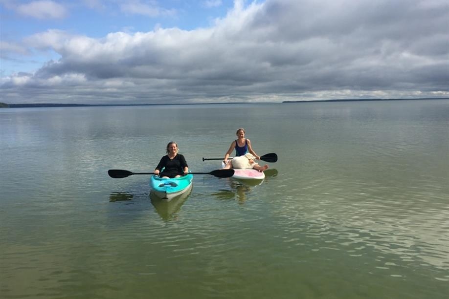 Smoothstone Lake Lodge