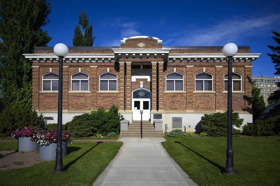 Allen Sapp Gallery - The Gonor Collection