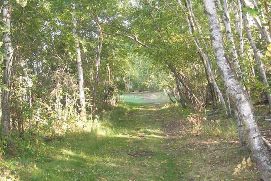 Atton's Lake Regional Park - Hiking Trail