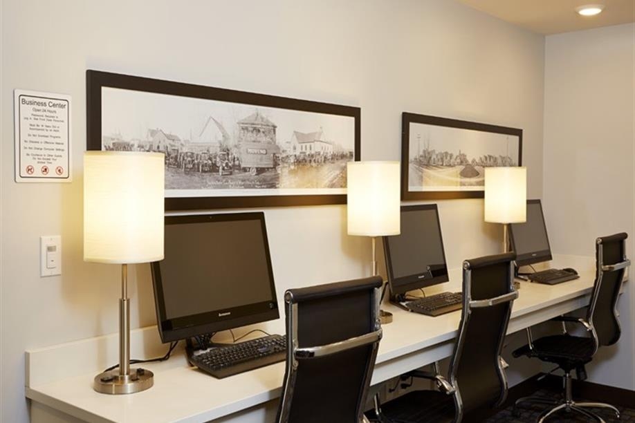 Best Western Plus East Side - Business Centre