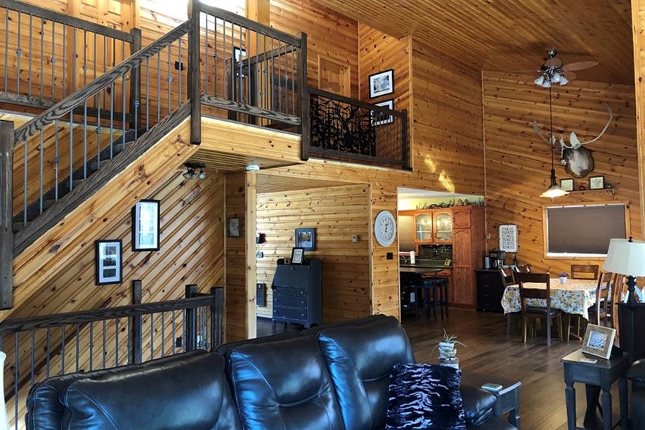 Bear Paw Lodge