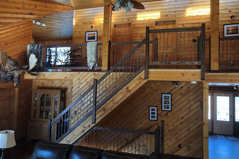 Bear Paw Lodge