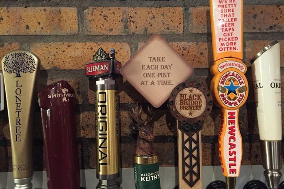 Bobby's Place Olde World Tavern