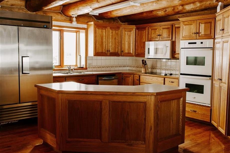 Buck Paradise Outfitters and Cabin Rentals