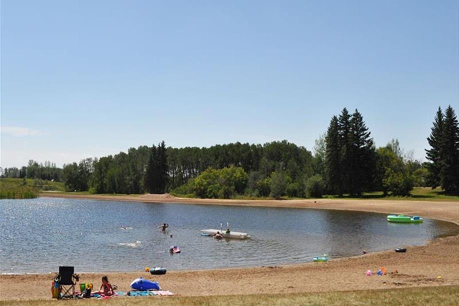 Carlton Trail Regional Park - Beach