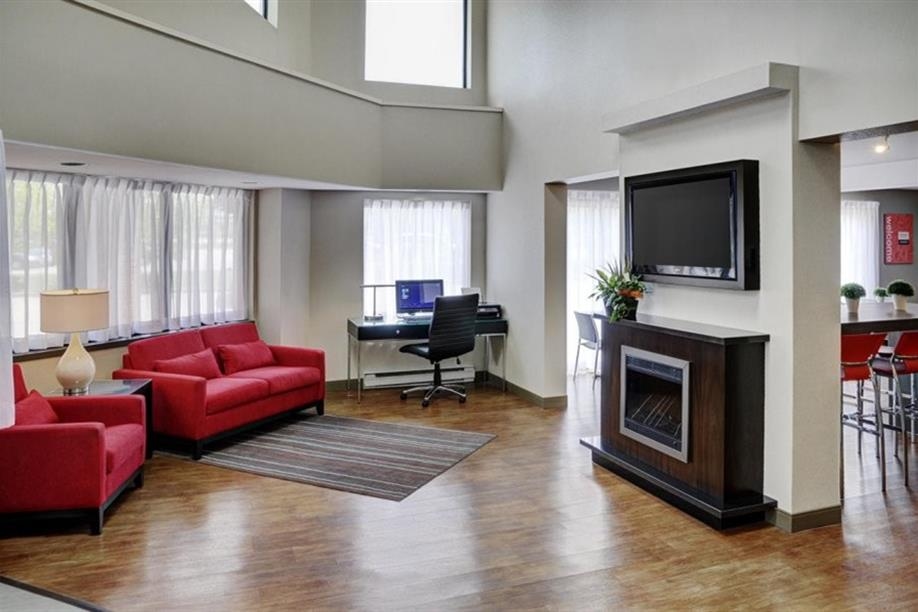 Comfort Inn - Saskatoon - Lobby