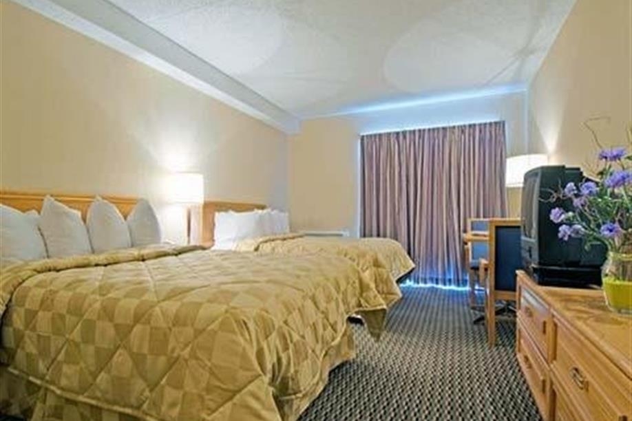 The Comfort Inn Swift Current will offer you the Comforts of home with personalized guest service at a great value.