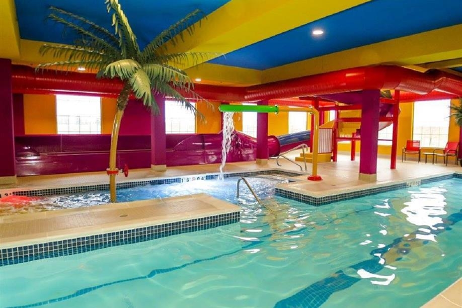 Comfort Suites Regina - Pool Area