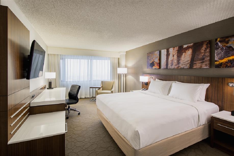 Delta Hotels by Marriott Regina - Deluxe King Room