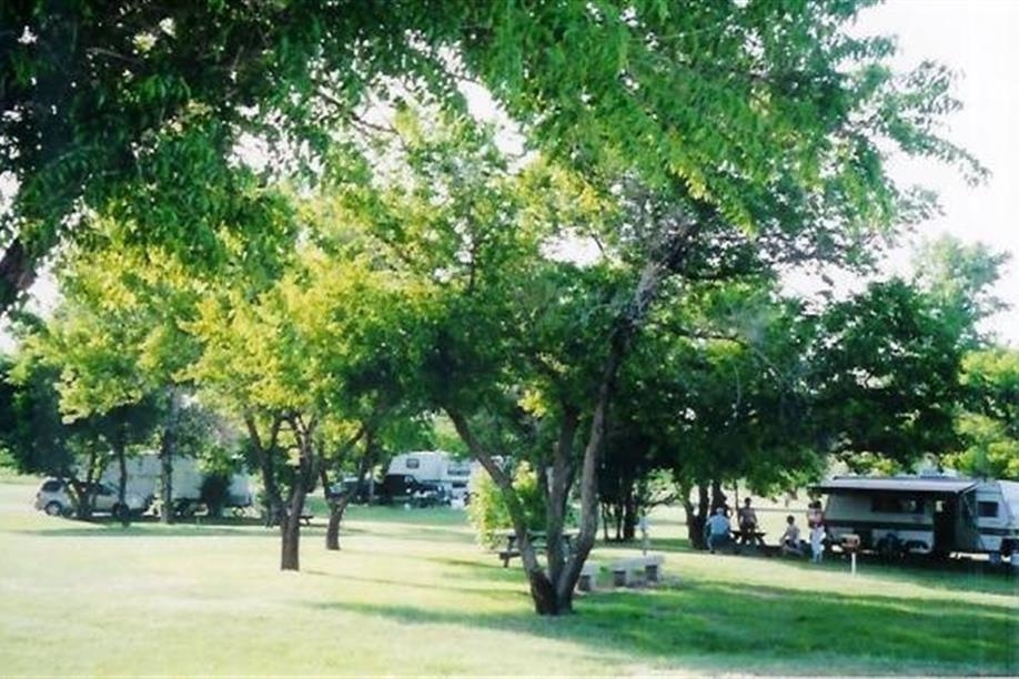 Eagle Valley Park Campground & Cottage Rental - Enjoy camping or picnicking in this peaceful creek bottom setting.