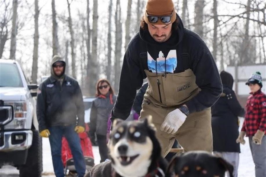 Eagle Ridge Dog Sled Tours