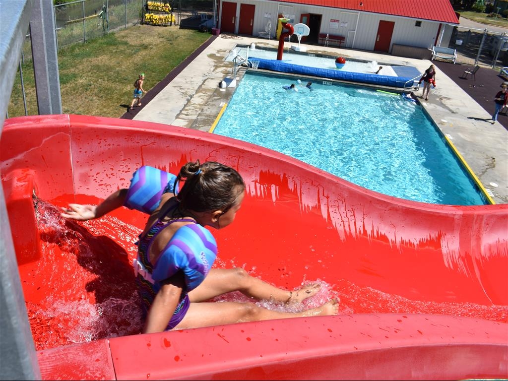 Eastend Swimming Pool & Splash Park