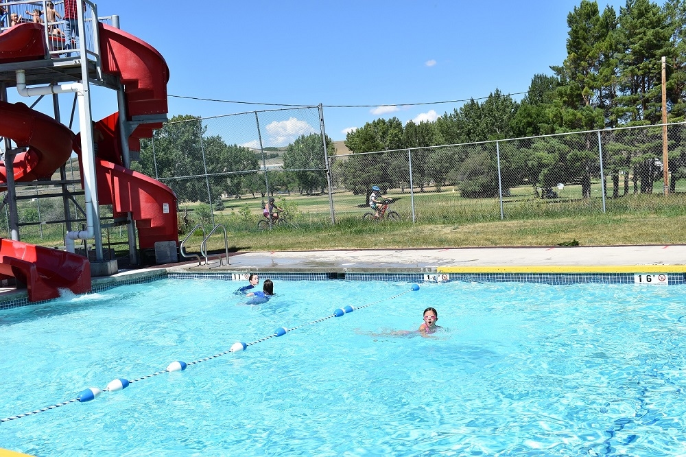 Eastend Swimming Pool & Splash Park