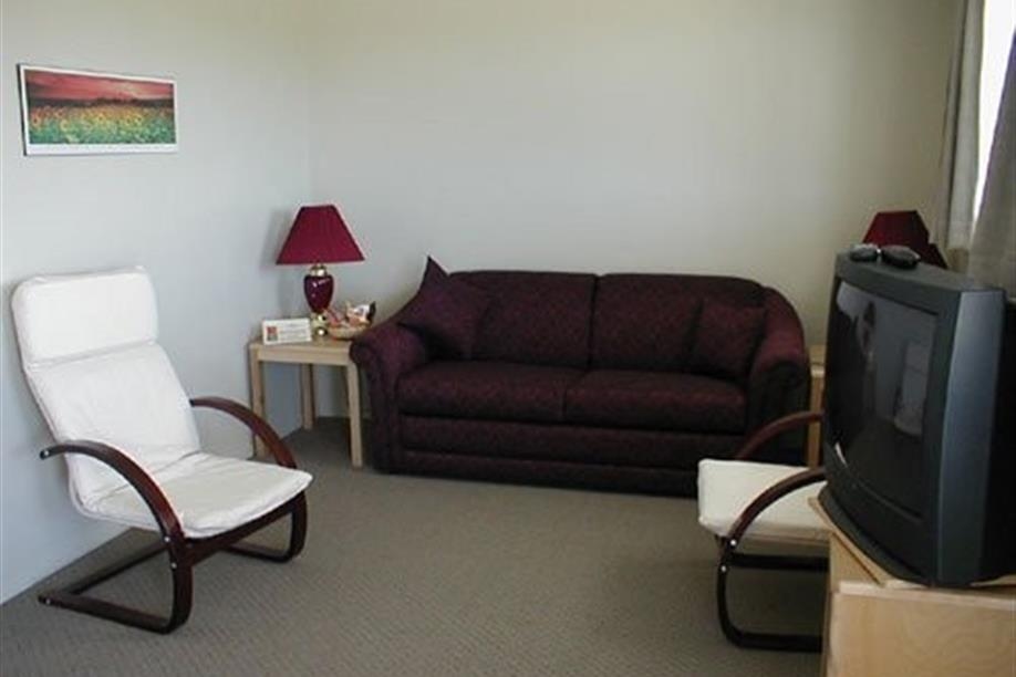 Elbow Sunset Suites & RV Park