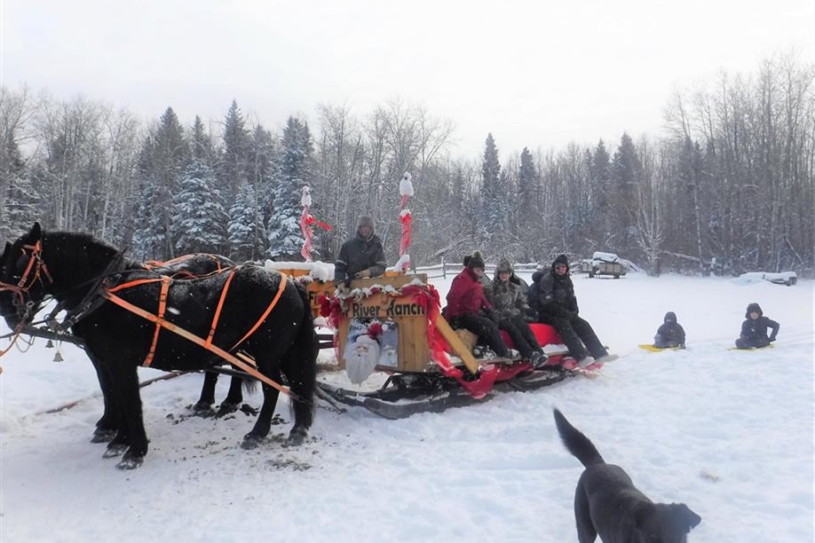 Fir River Ranch offers sleigh rides