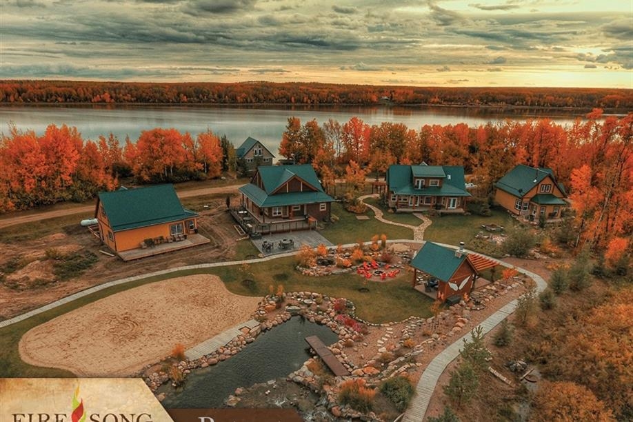 Firesong Resort - Aerial View