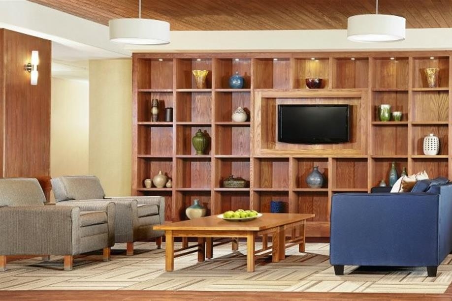 Four Points by Sheraton Saskatoon - Lobby