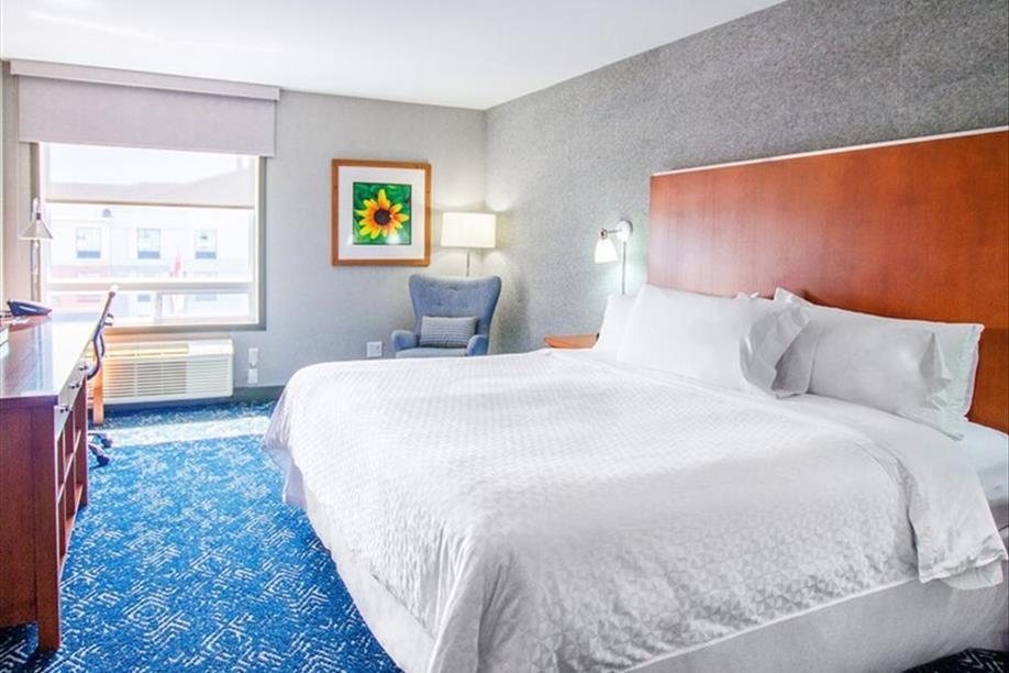 Four Points by Sheraton Saskatoon