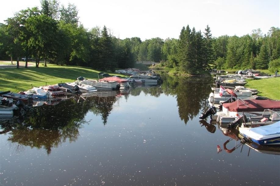 Greenwater Lake Marina