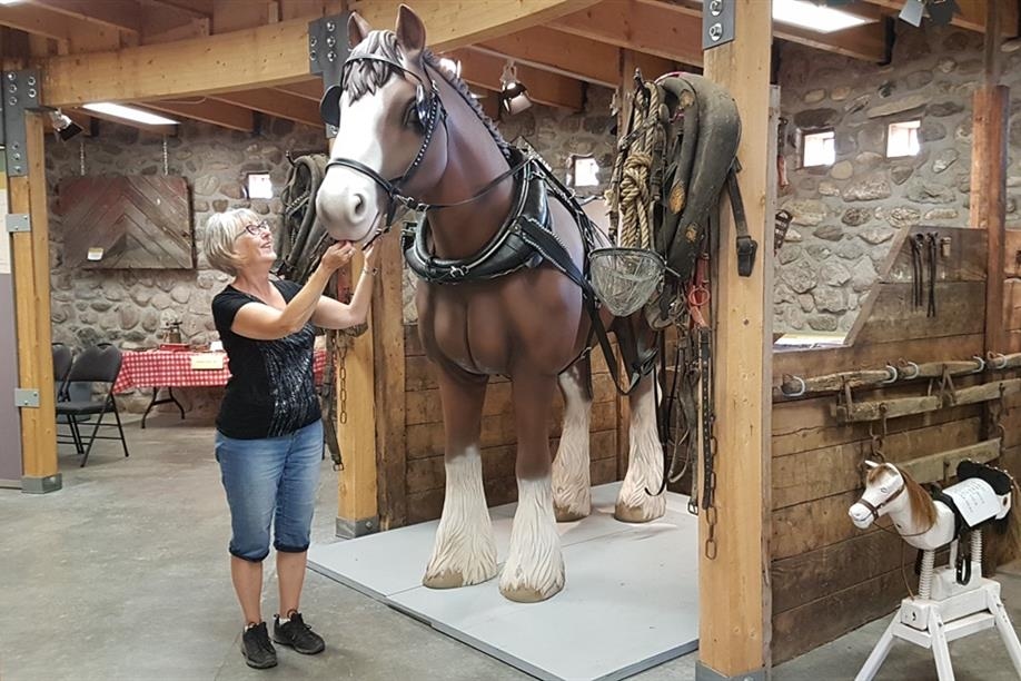 The Historic Bell Barn of Indian Head features a life-size draft horse display