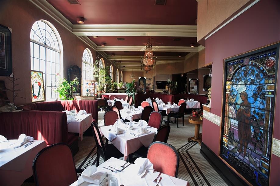 Hopkins Dining Parlour & Curiosity Gift Shoppe