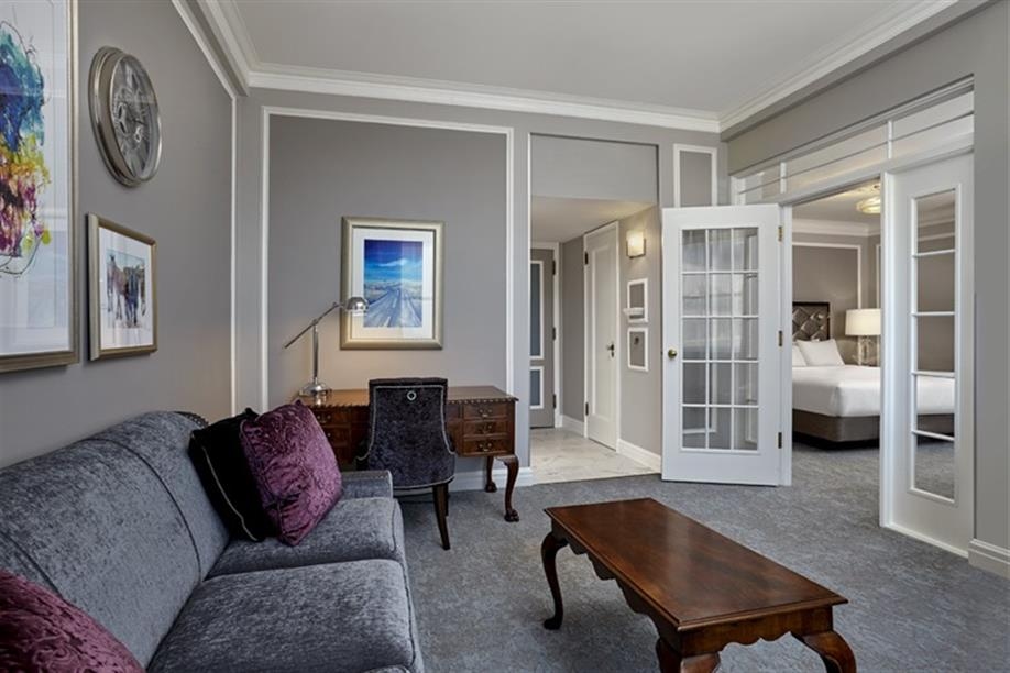 The Hotel Saskatchewan, Autograph Collection - Junior Suite