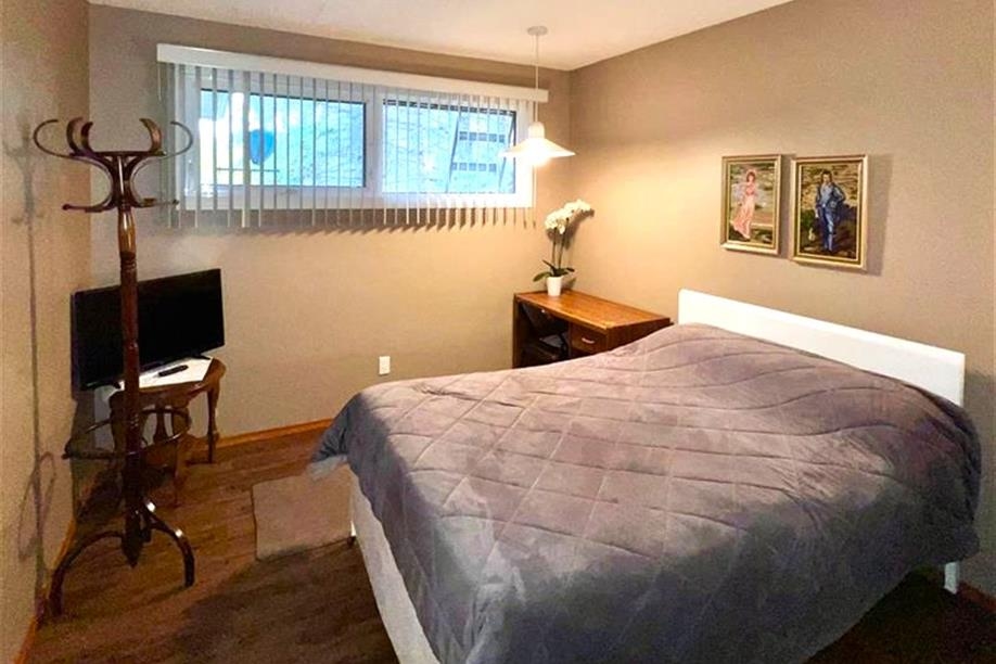 Lorraine's Bed & Breakfast