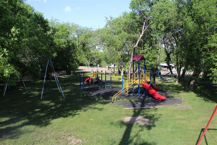 Jean Louis Legare Regional Park - playground
