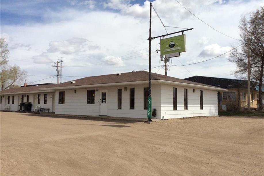 Kelly Ann's Hidden Hilten Motel