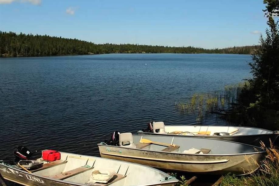 Kississing Outfitters Inc - Waskwei Lake Outpost