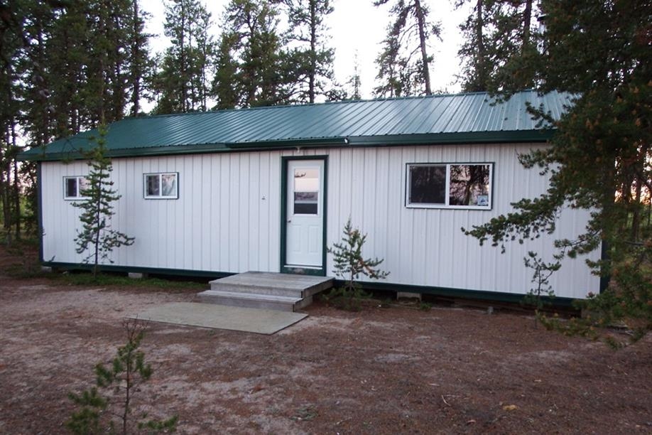 Mawdsley Lake Fishing Lodge