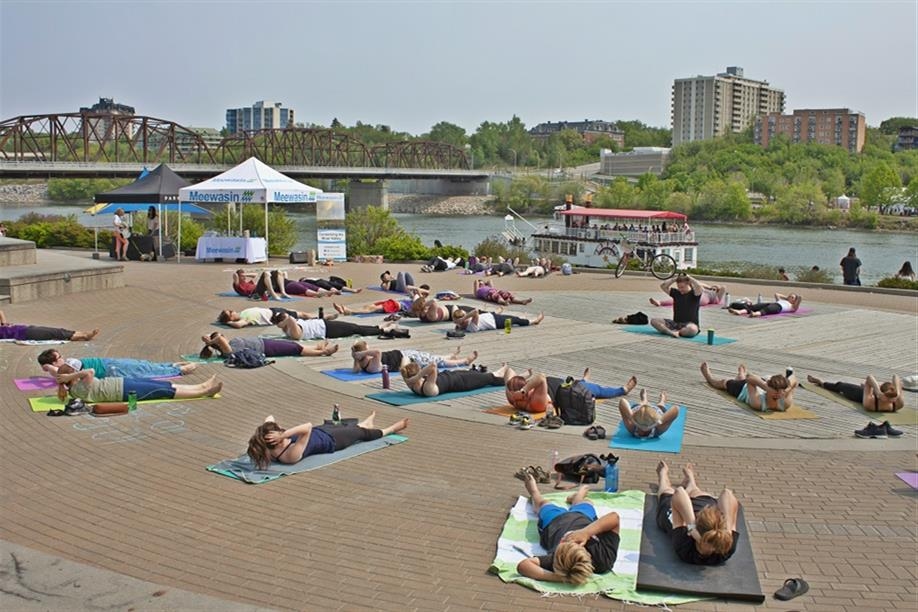 Meewasin Valley - yoga